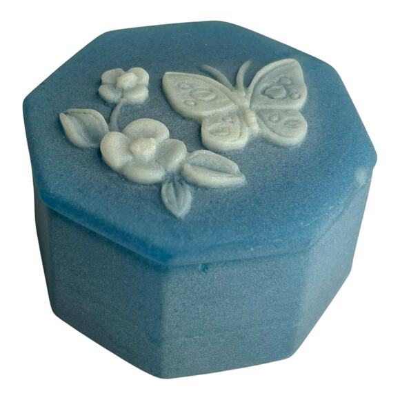 Vintage Incolay Stone Trinket Box Octagon Lid Butterfly Floral White Relief - Picture 2 of 7